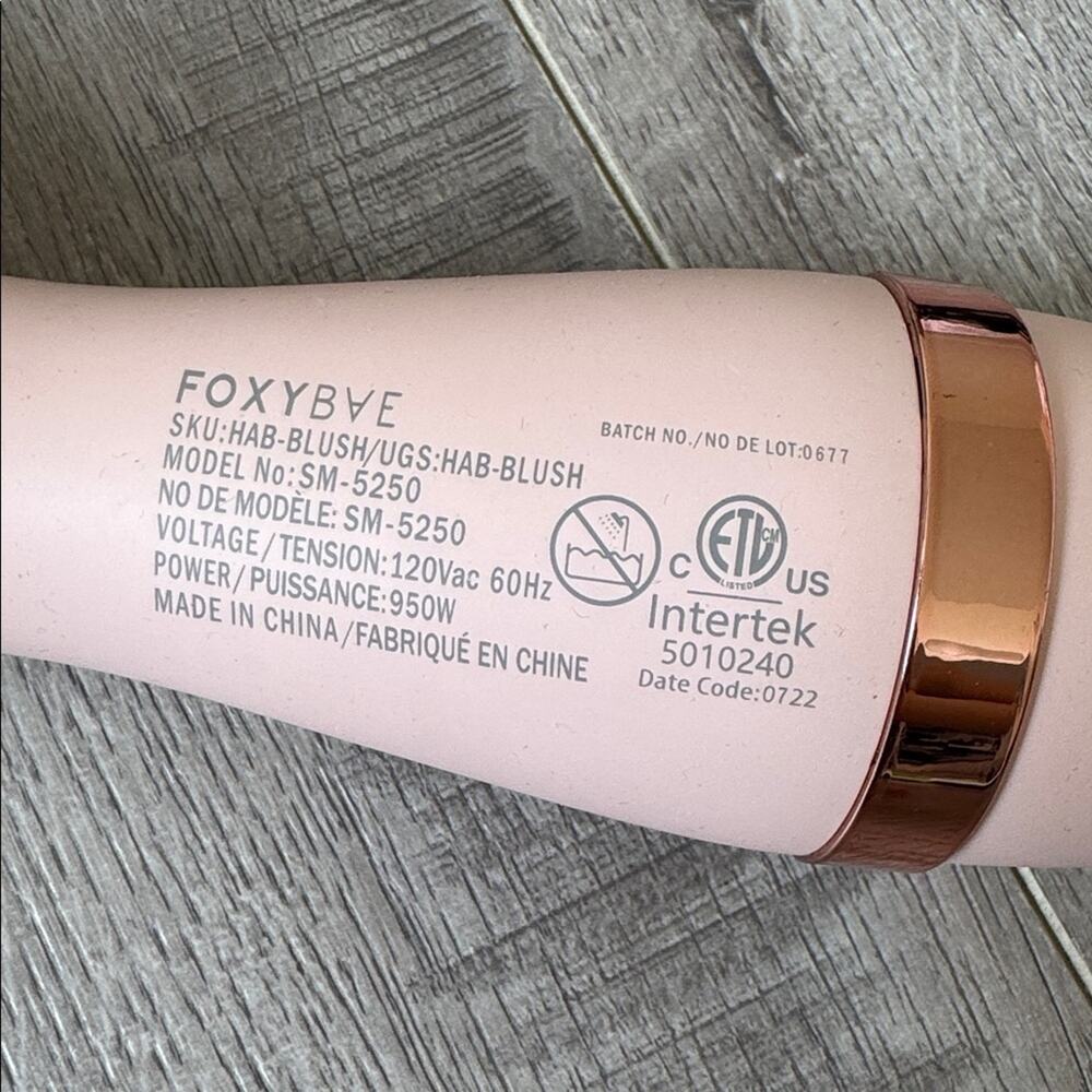 FoxyBae Heated Round Brush Blush Pink Ceramic Blowout Brush - Picture 5 of 5